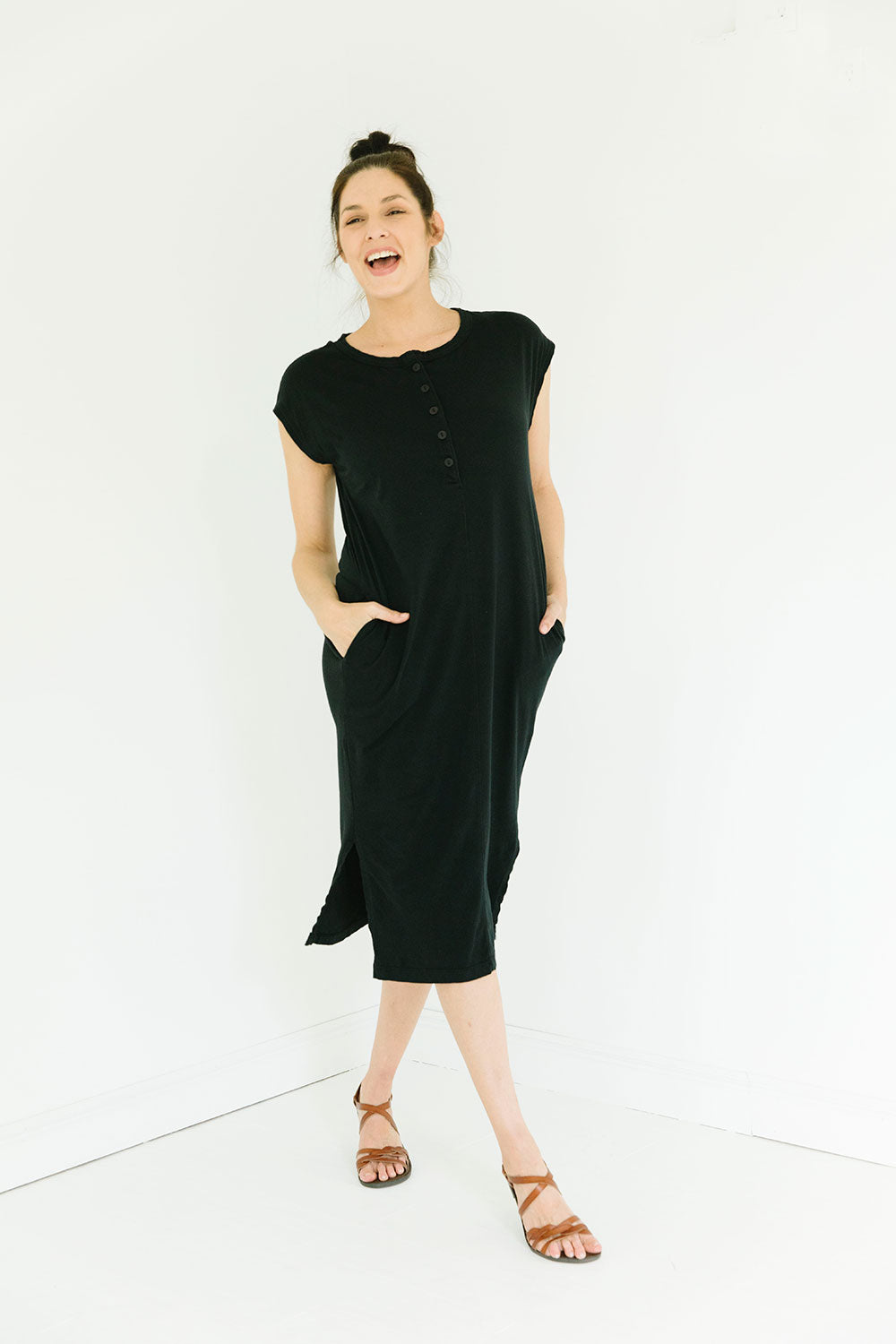 The Organic Market Dress in Ebony